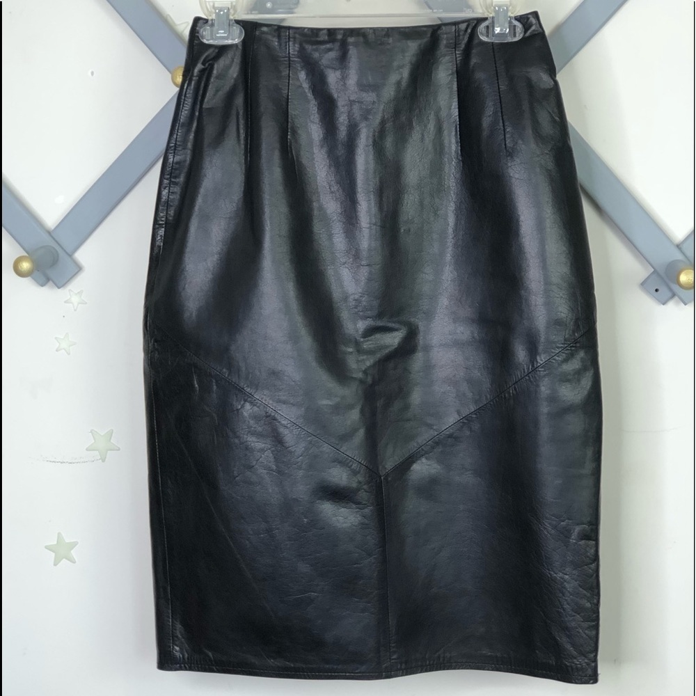 𝅺Georgetown level design 100% leather skirt
